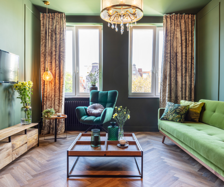 Small Space Solutions: Finding the Ideal Furniture for Compact Living