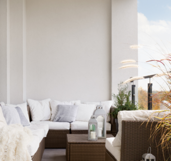 How to Choose Balcony Furniture for Your Small Apartment