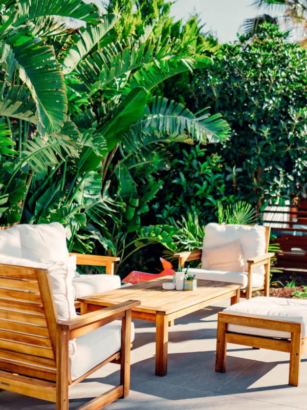 The Ideal Outdoor Furniture Materials: A Comprehensive Guide